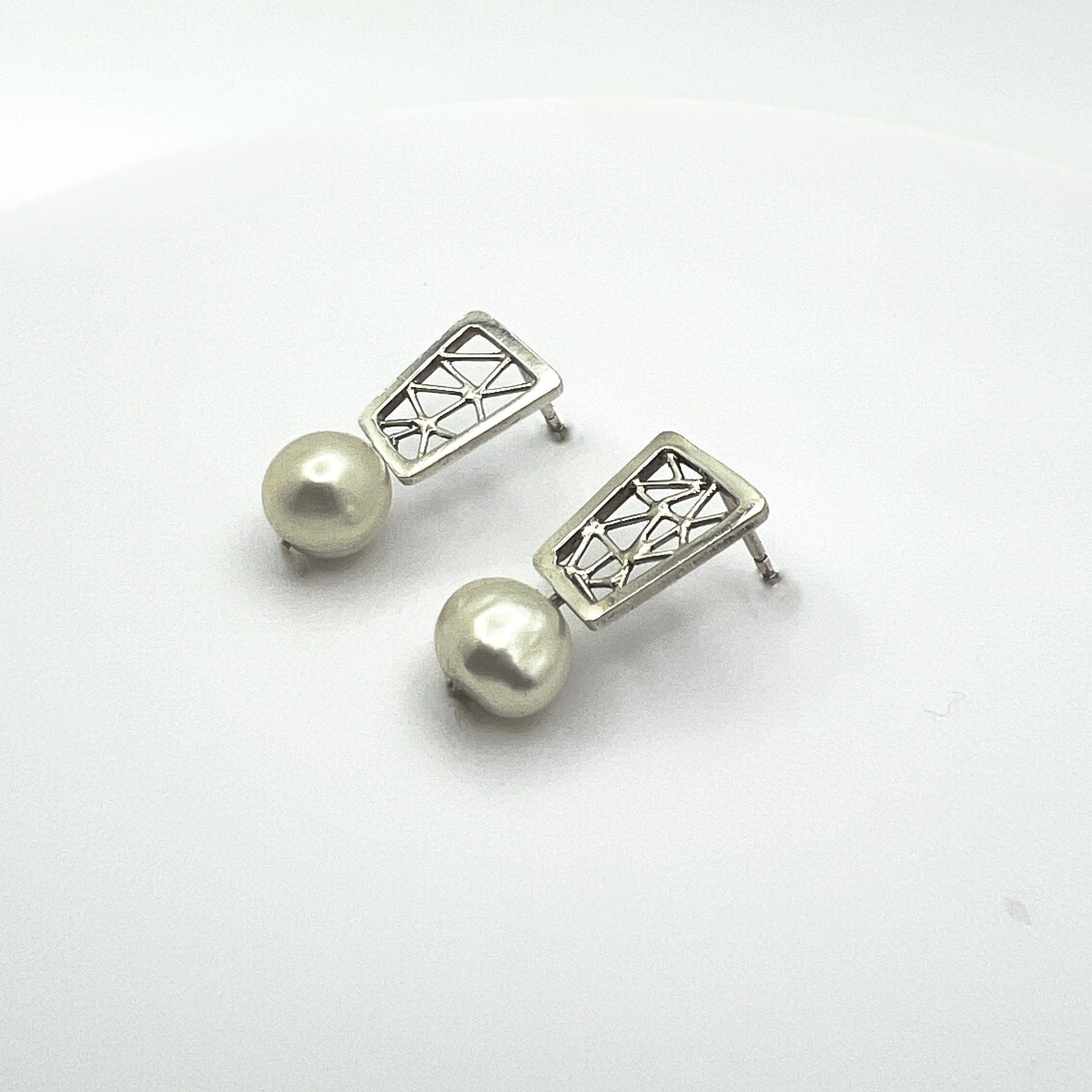 Contemporary Pearl Earrings